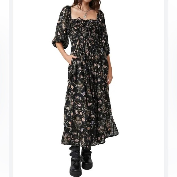 Free People NWT Small OASIS FLORAL PRINTED MAXI DRESS - BLACK COMBO - Picture 16 of 16